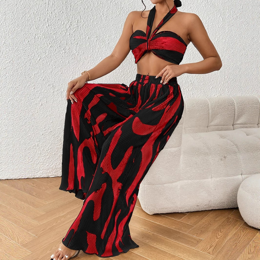 Traje de pantalón ancho con cuello halter y pantalón de llama