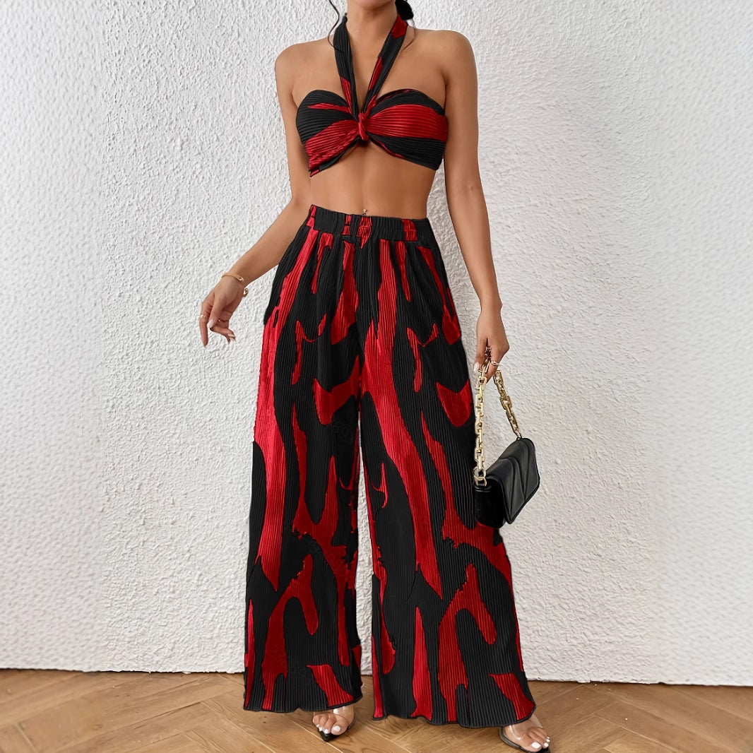Traje de pantalón ancho con cuello halter y pantalón de llama
